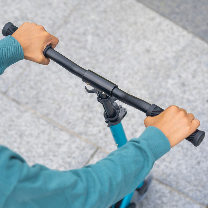 BOLDCUBE Kids Deluxe 2 Wheel Scooter Turquoise 6-14 years