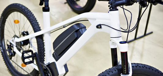 The Ultimate Guide to E-Bike Batteries: Types, Legal Requirements, Buying Tips, and Maintenance Hacks
