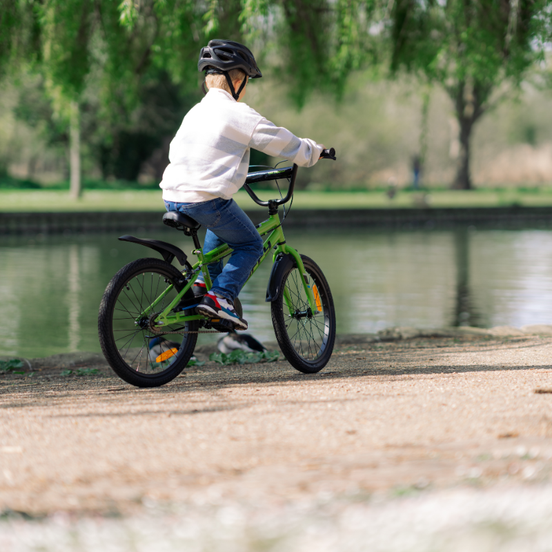 20-Inch Boys’ Bike Green | Kids’ Bike Ages 6–9