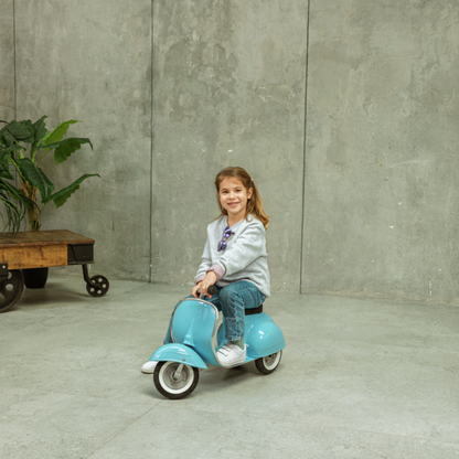 AMBOSSTOYS Primo Ride-On Scooter 2-5 years