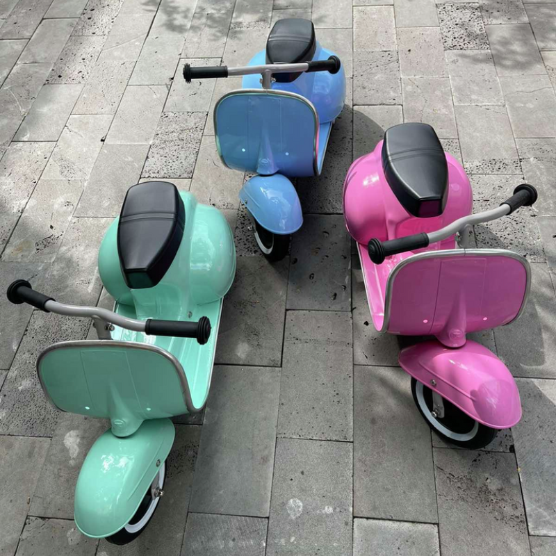 AMBOSSTOYS Primo Ride-On Scooter 2-5 years