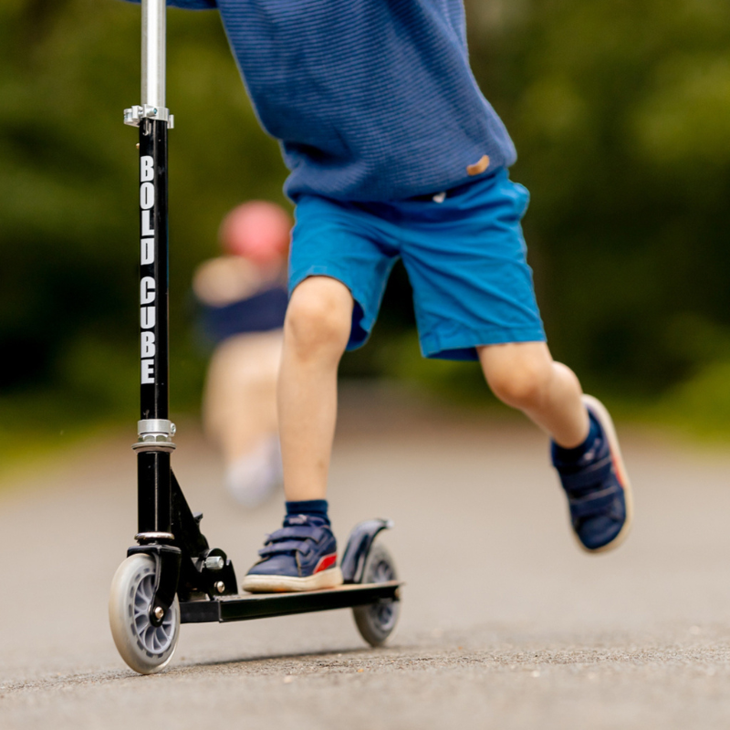 BOLDCUBE Kids 2 Wheel Foldable Scooter Black 4-9 years