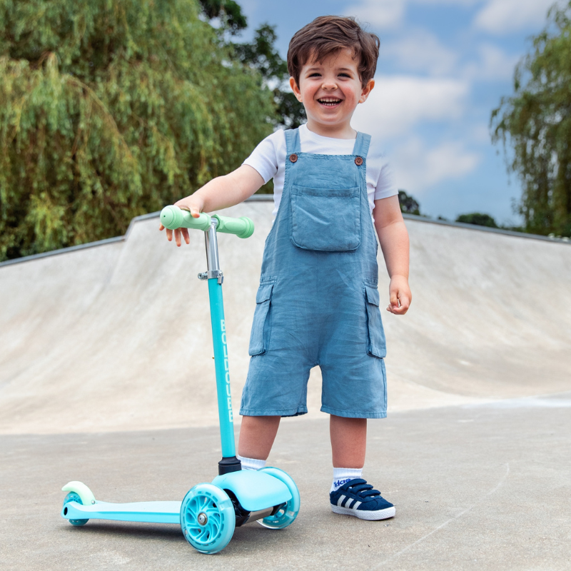 BOLDCUBE Kids Blue & Green Teeny 3 Wheel Scooter 2-5 years