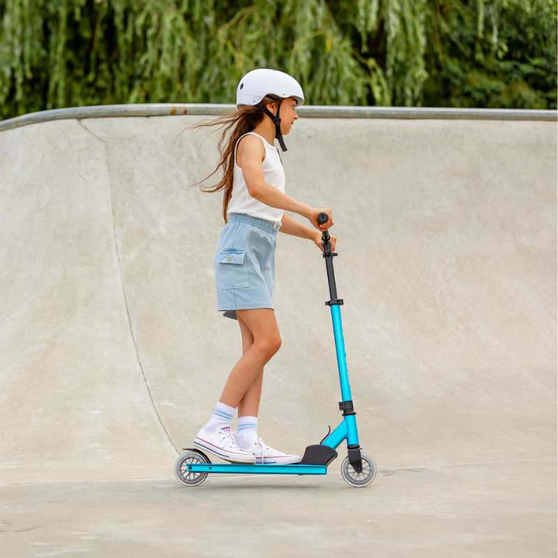 BOLDCUBE Kids Deluxe 2 Wheel Scooter Turquoise 6-14 years