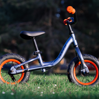 Huffy Pro Thunder 10" Grey Balance Bike | Ages 3–5, Safe & Adjustable