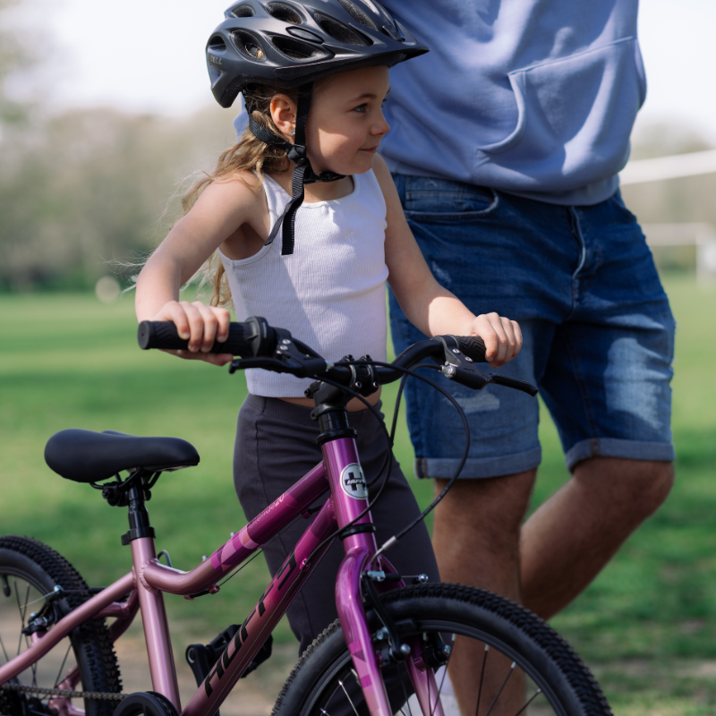 Lightweight 20-Inch Girls’ 7-Speed Bike | Neon Pink & Grey