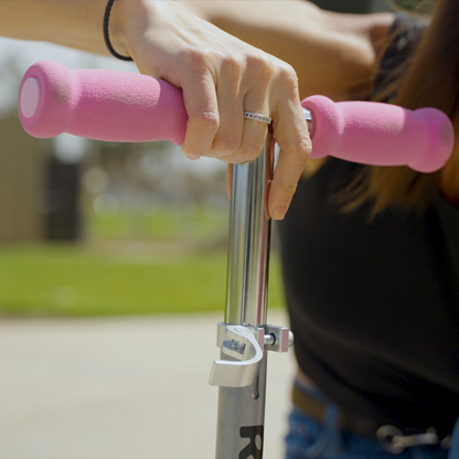 RAZOR Rollie 2 in 1 Kids Scooter Pink 2.5-4 years