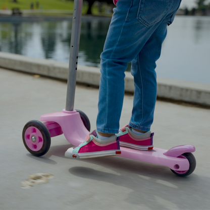 RAZOR Rollie 2 in 1 Kids Scooter Pink 2.5-4 years