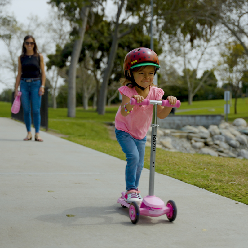 RAZOR Rollie 2 in 1 Kids Scooter Pink 2.5-4 years